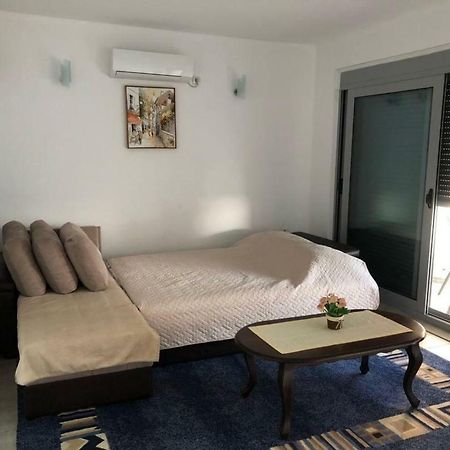 Apartman Ail 2 Ulcinj Buitenkant foto