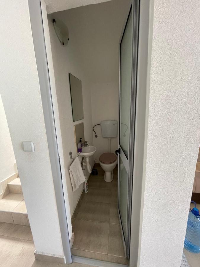 Apartman Ail 2 Ulcinj Buitenkant foto