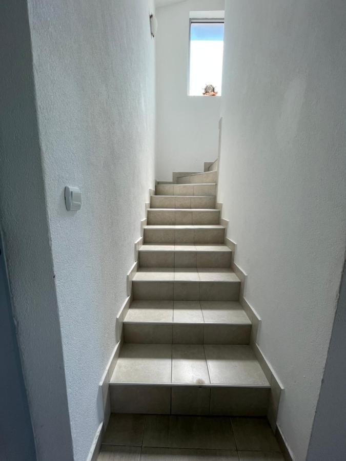 Apartman Ail 2 Ulcinj Buitenkant foto
