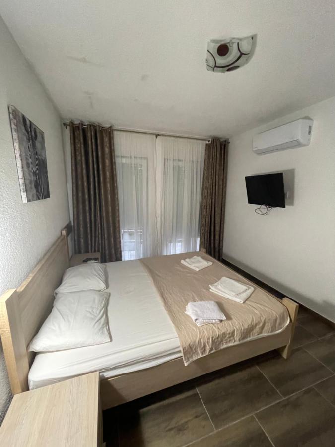 Apartman Ail 2 Ulcinj Buitenkant foto