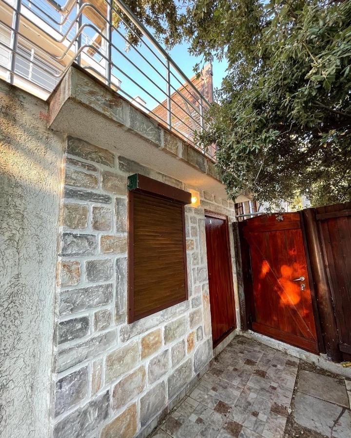 Apartman Ail 2 Ulcinj Buitenkant foto
